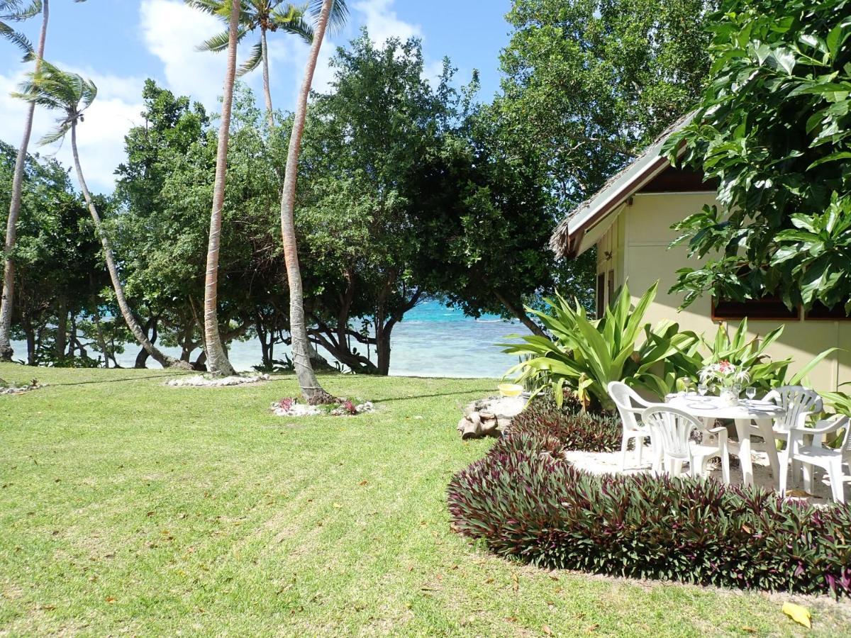 Whispering Palms - Absolute Beachfront Villas بورت فيلا المظهر الخارجي الصورة